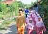 SD Muhammadiyah Birrul Walidain Kudus Gelar Jalan Sehat Ceria