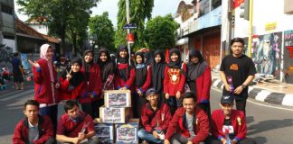 IMM Al Fikr UMK Menggalang Dana untuk Muslim Rohingnya Melalui Bunga dan Stiker